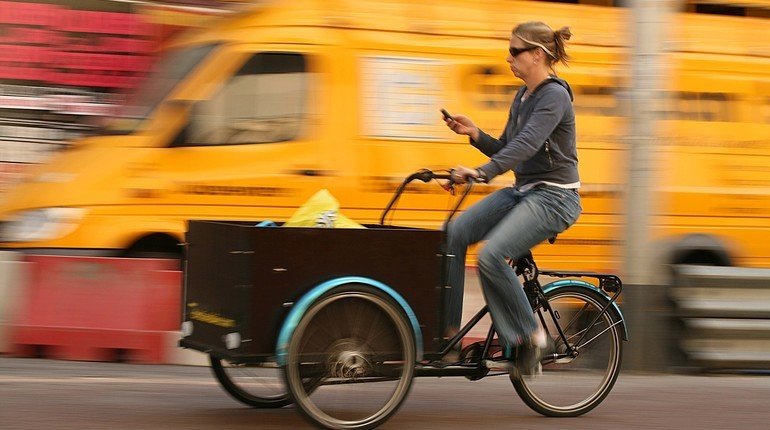 FOMO הפחד מהחמצה: הרצאת חובה לדור ה-Y